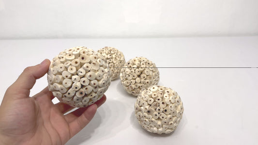 9501 Pk4 Huge Sola Balls